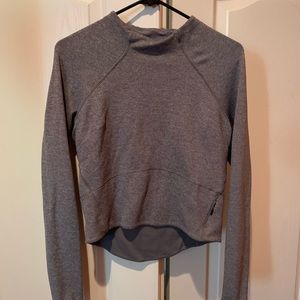 Lululemon cropped long sleeve